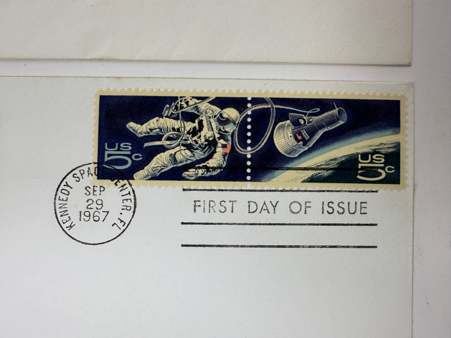 Pair Of Vintage 1967 Saluting United States Accomplishments In Space (Rarest Modern Space Cover) And 1969 Apollo 11 Mission First Man On The Moon [Photo 3]
