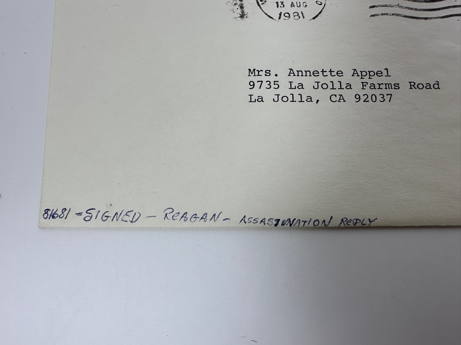 White House Ronald Reagan / Nancy And Ronald Reagan Thank You Cards With Facsimile Signatures And One White House Envelope [Photo 6]