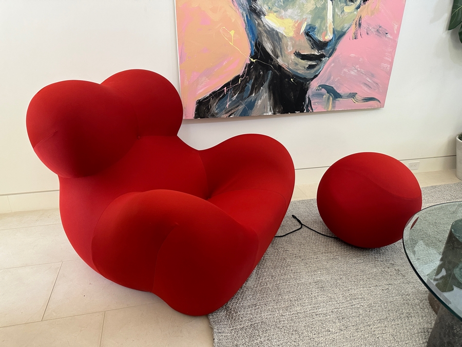 B&B Italia Mamma Armchair And Ball Ottoman (Up 5 Lounge Chair With Up 6 Ottoman) In Red Designed In 1969 By Gaetana Pesce (1939-2024, Italian) Made In Italy 44W X 46D Retails $7,500
