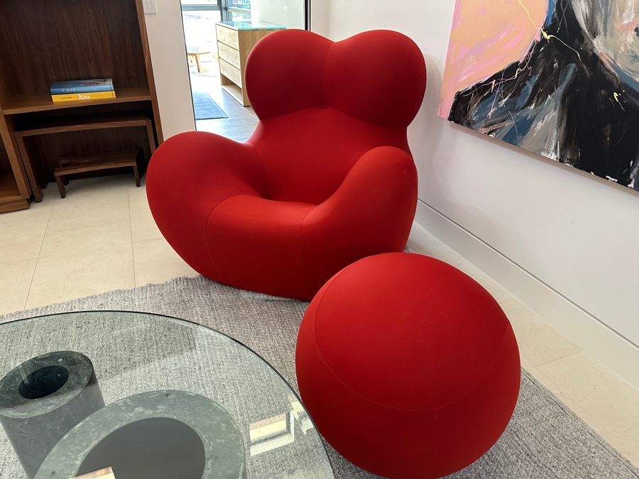 B&B Italia Mamma Armchair And Ball Ottoman (Up 5 Lounge Chair With Up 6 Ottoman) In Red Designed In 1969 By Gaetana Pesce (1939-2024, Italian) Made In Italy 44W X 46D Retails $7,500 [Photo 6]