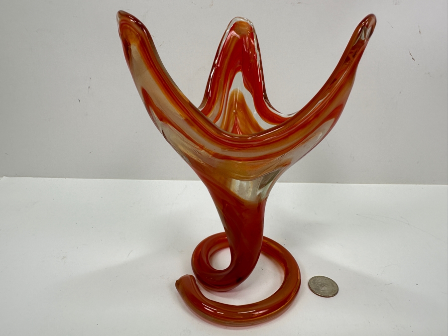 Mid Century Modern Art Glass Tri Point Coiled Vase 8'H  [Photo 4]
