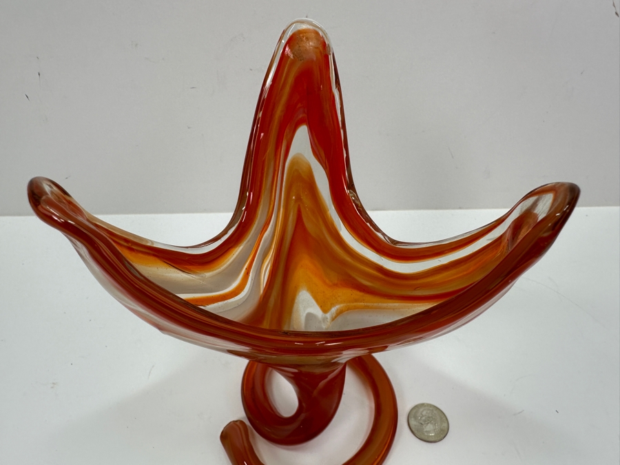 Mid Century Modern Art Glass Tri Point Coiled Vase 8'H  [Photo 3]