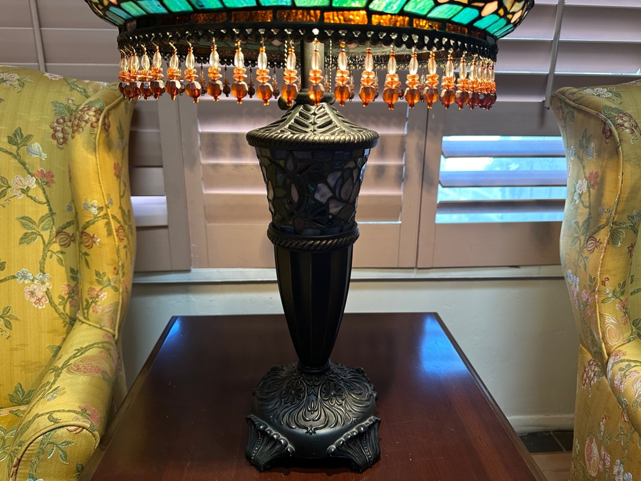 Tiffany Style Stained Glass Table Lamp Made In China 27'H [Photo 5]