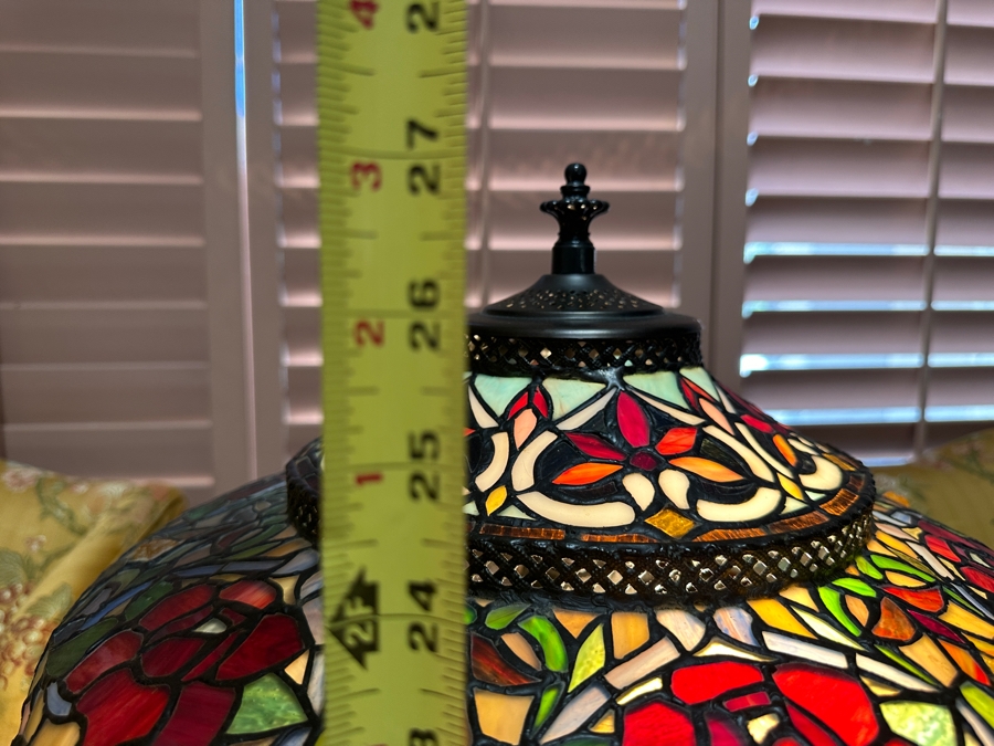 Tiffany Style Stained Glass Table Lamp Made In China 27'H [Photo 6]
