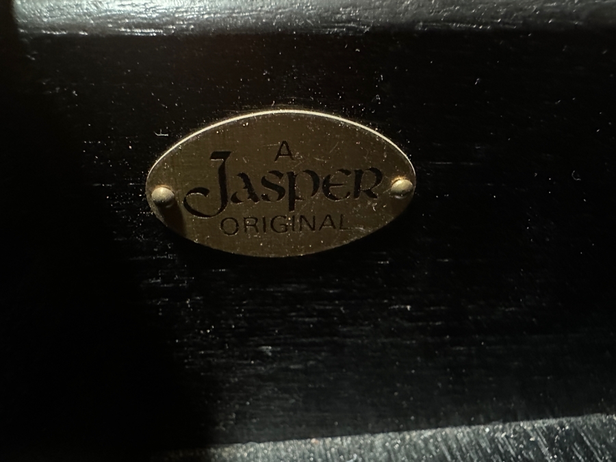 Chinoiserie Wooden 4-Drawer Chest Of Drawers Dresser By Jasper 35W X 17D X 29.5H [Photo 9]