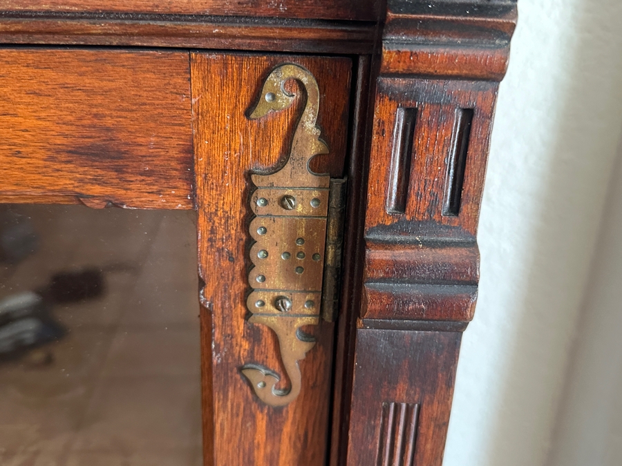 Stunning Antique Victorian Bookcase Lockable With Key 69W X 16D X 58H [Photo 4]