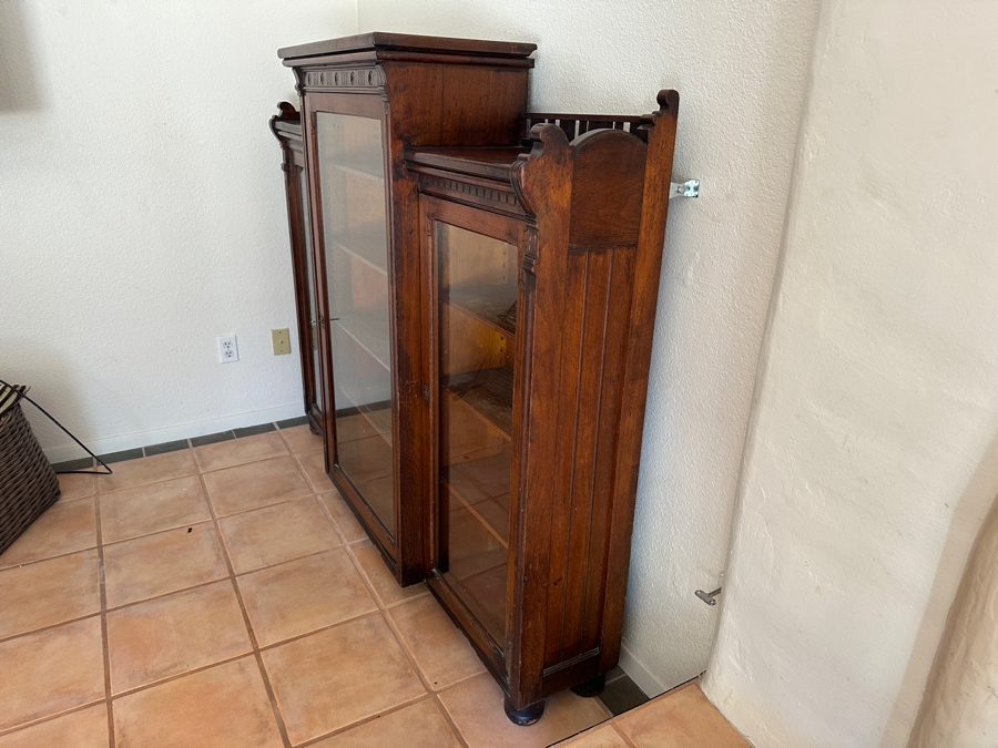 Stunning Antique Victorian Bookcase Lockable With Key 69W X 16D X 58H [Photo 5]