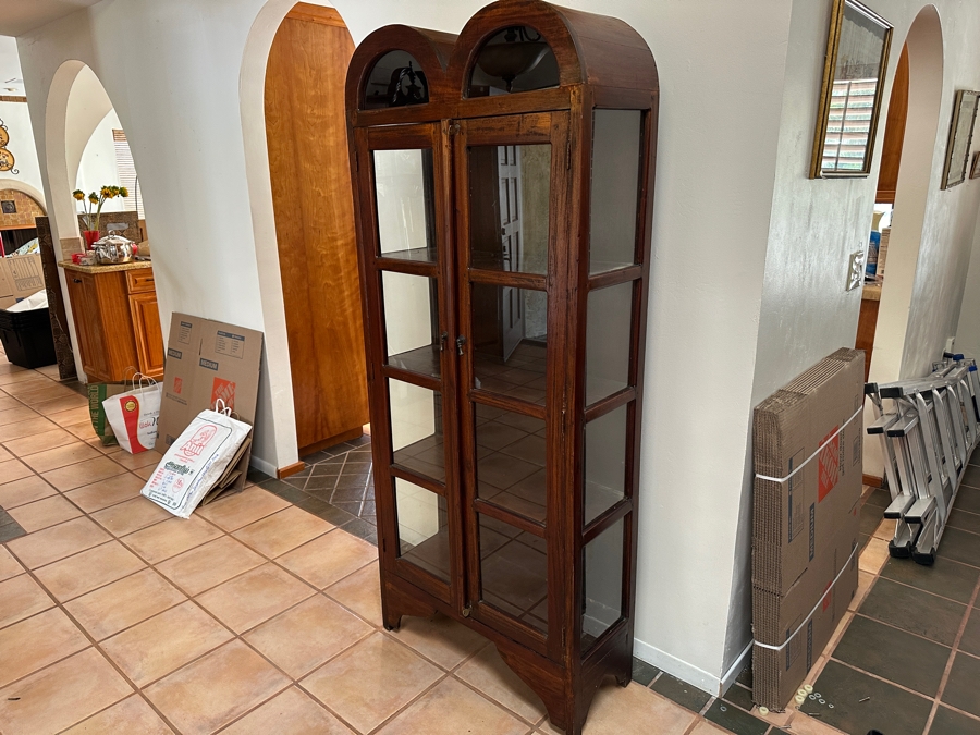 Wooden Lockable Bookcase With Key 31W X 12D X 74.5H [Photo 3]