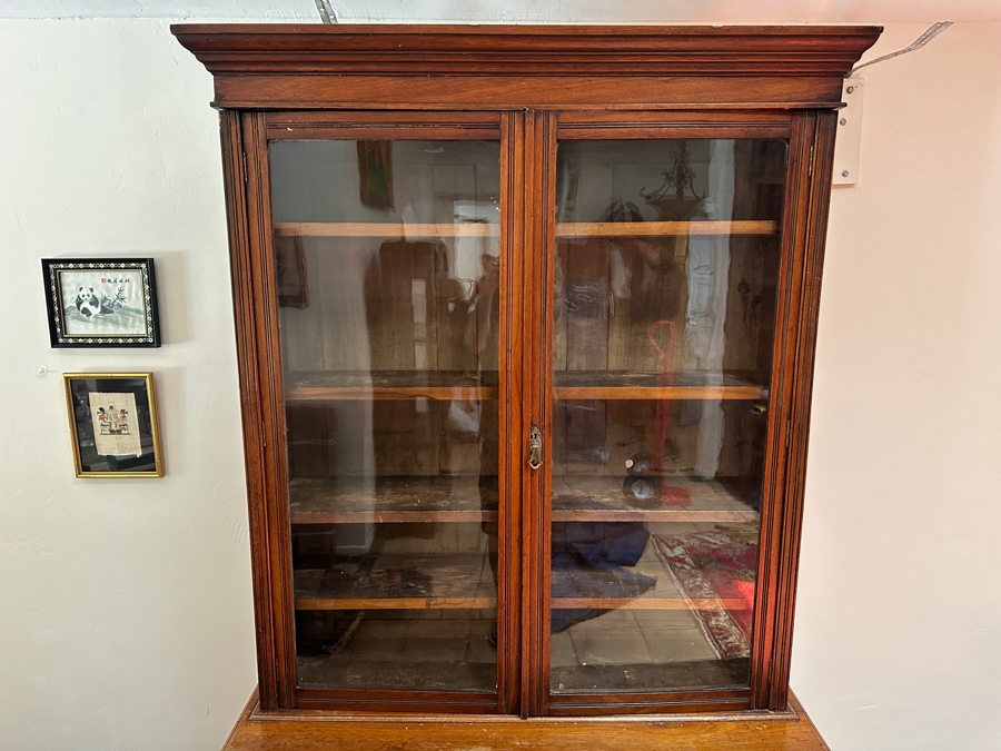 Antique Wooden Cabinet Bookcase 47W X 18D X 88H [Photo 4]