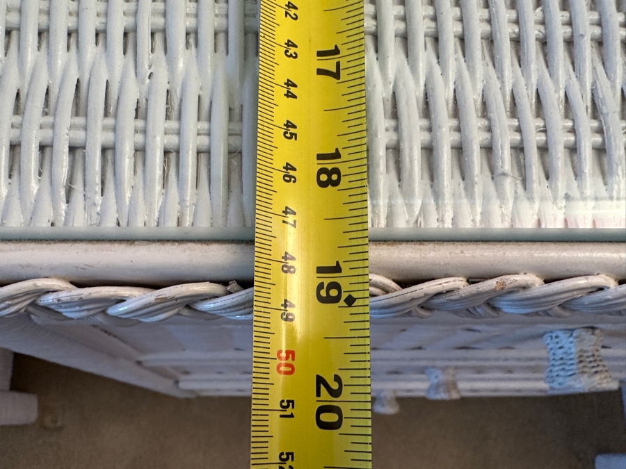 Vintage Lexington Henry Link White Wicker Desk and Chair 46.5'W x 19'D x 30'H [Photo 5]