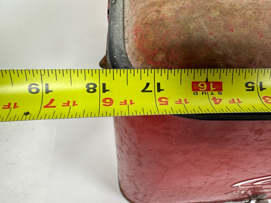 VIntage 1950's Coca-Cola Cooler 18'W x 9.5'D x 15'H [Photo 12]