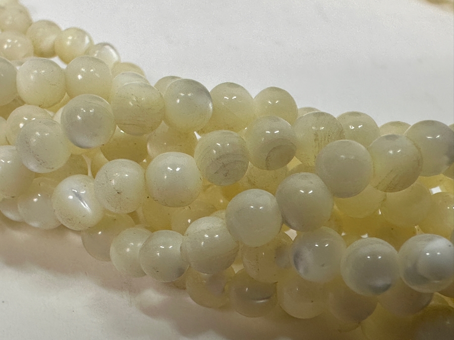 Just Added - Multi-Strand White Mother of Pearl Round Beaded Necklace 18' [Photo 6]