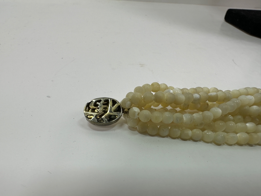 Just Added - Multi-Strand White Mother of Pearl Round Beaded Necklace 18' [Photo 8]