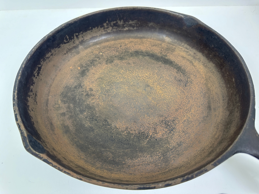 Just Added - Vintage Cast Iron Pan 13' [Photo 3]