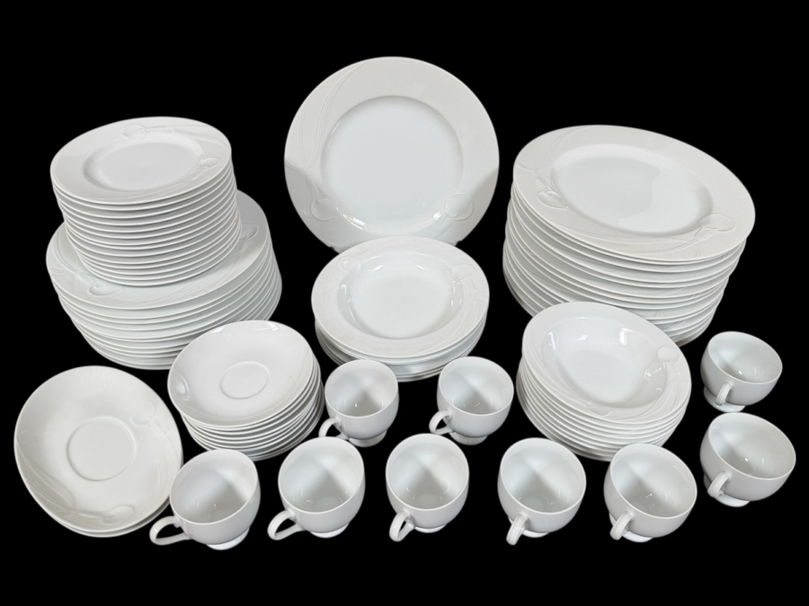 Just Added - Mikasa Classic Flair China Set - Service for 8+
