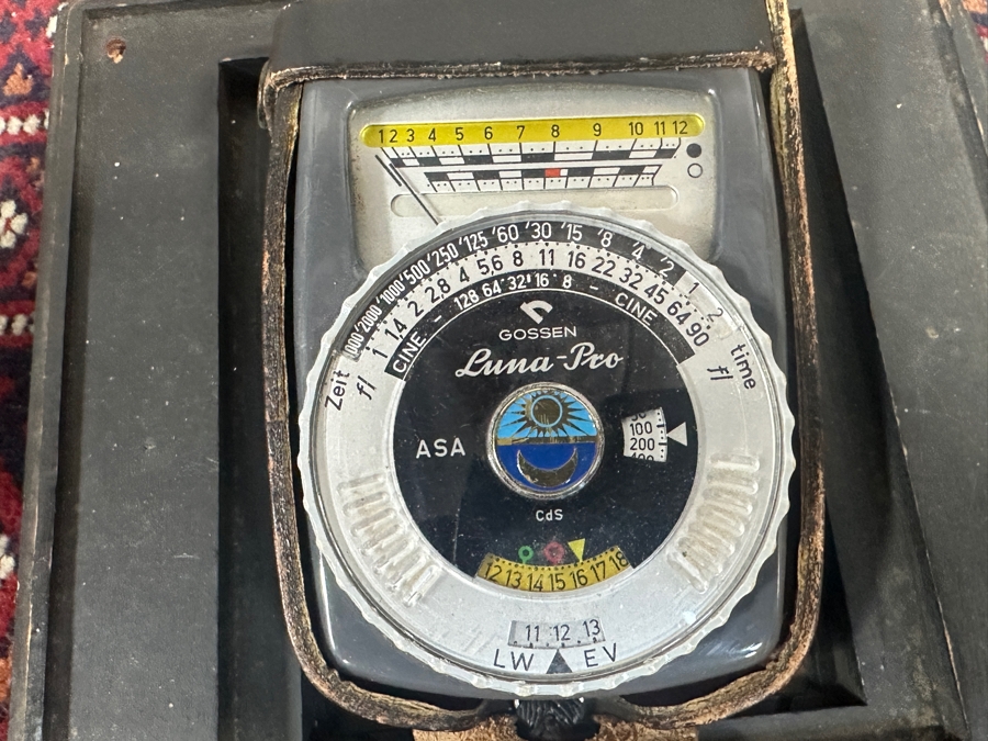 Just Added - Vintage Burke & James View Camera With Tripod, Accessories & Light Meter [Photo 16]