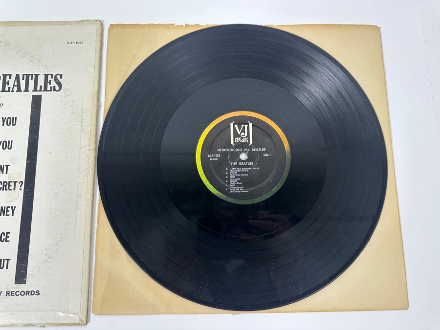 Just Added - Introducing... The Beatles Vee-Jay Vinyl Record Album SR 1062 [Photo 4]