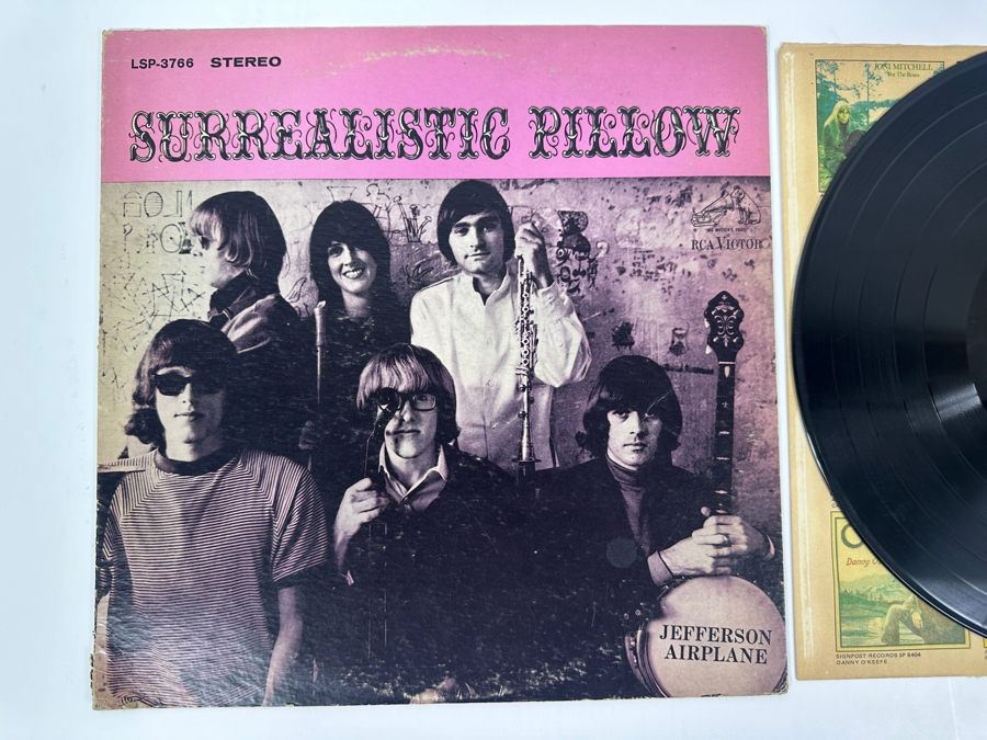 Just Added - Surrealistic Pillow - Jefferson Airplane Vinyl Record Album LSP-3766 [Photo 2]