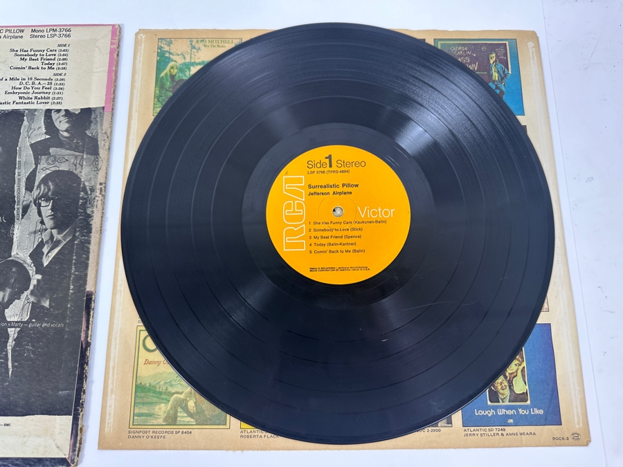 Just Added - Surrealistic Pillow - Jefferson Airplane Vinyl Record Album LSP-3766 [Photo 4]
