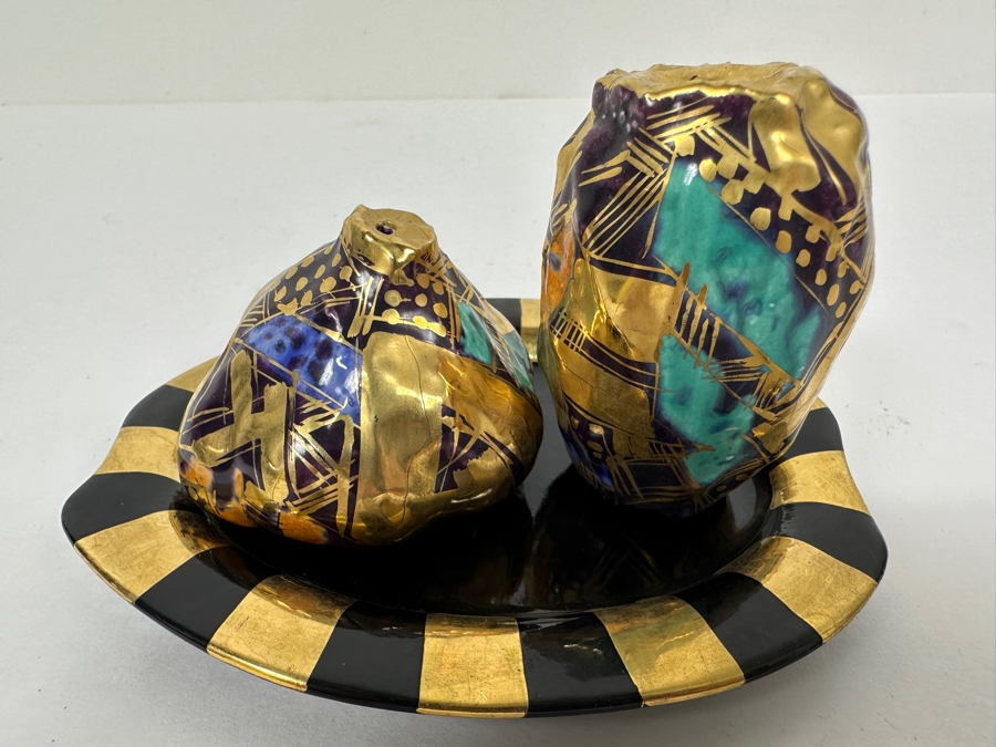 1995 Hand Painted Signed Pair of Salt and Pepper Shakers [Photo 2]