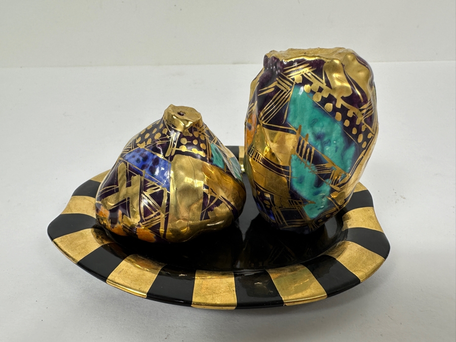 1995 Hand Painted Signed Pair of Salt and Pepper Shakers [Photo 4]