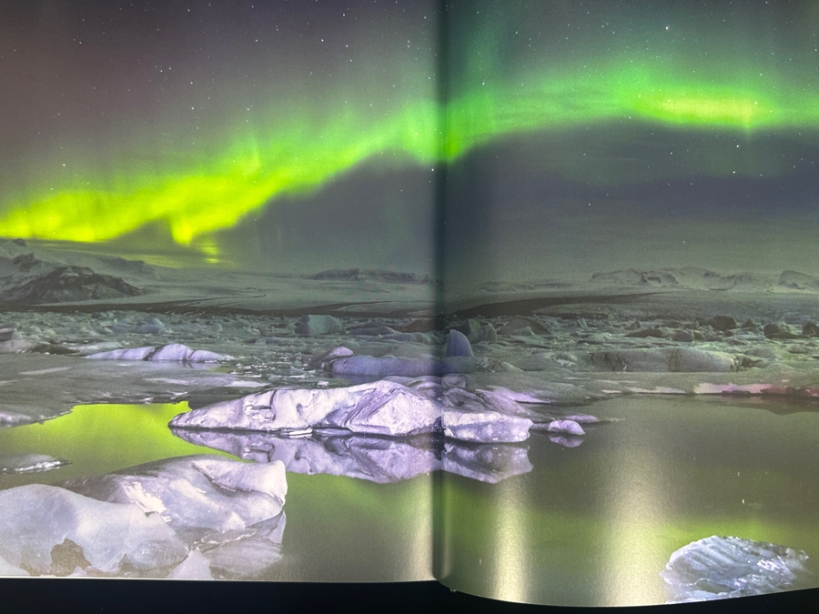 Hardcover Book 'The Life and Love of the Sea' By Lewis Blackwell Retails $55 [Photo 4]