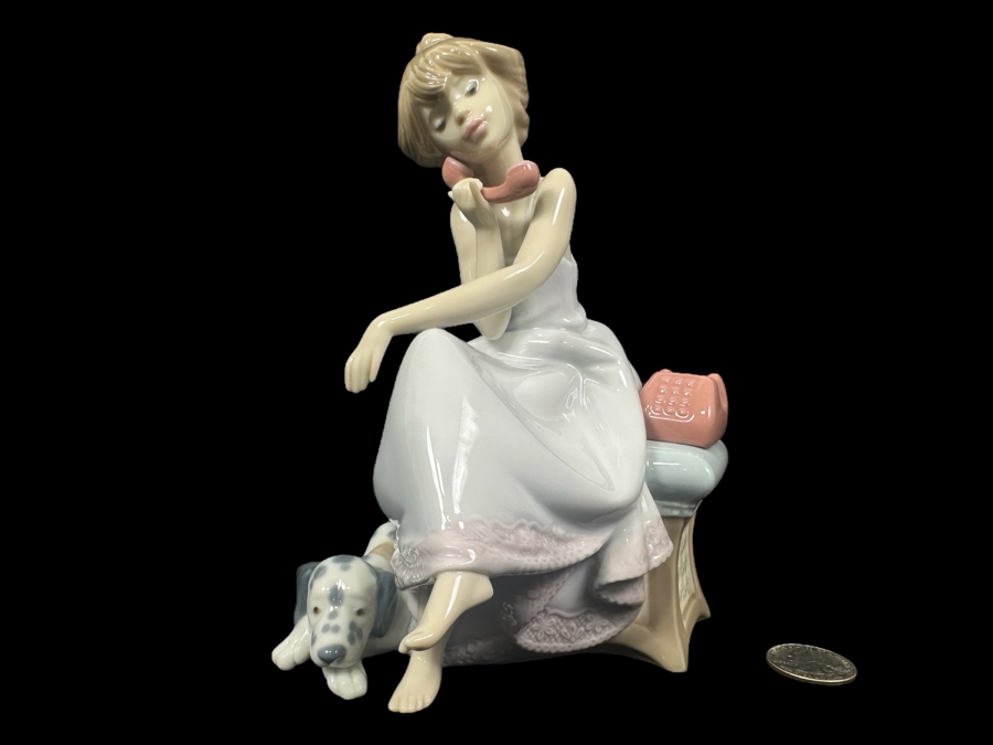 Vintage Lladro 'Chit Chat' Porcelain Figurine #5466 7.75'H 1988
