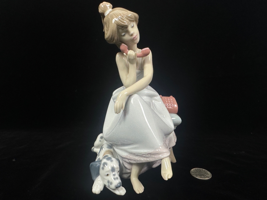 Vintage Lladro 'Chit Chat' Porcelain Figurine #5466 7.75'H 1988 [Photo 2]
