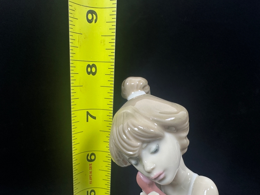 Vintage Lladro 'Chit Chat' Porcelain Figurine #5466 7.75'H 1988 [Photo 7]