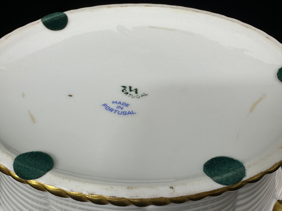 Vista Alegre Portugese Porcelain Bowl 10'w x 7.5'D x 4.25'H [Photo 5]
