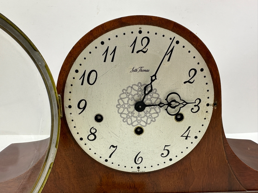 Vintage Seth Thomas Westminister Chime Mantle Clock Working with Key 20'W x 6'D x 9.5'H [Photo 4]