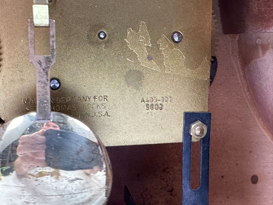 Vintage Seth Thomas Westminister Chime Mantle Clock Working with Key 20'W x 6'D x 9.5'H [Photo 10]
