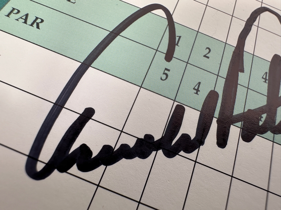 Just Added - Arnold Palmer Autographed Golf Score Card From The Resort Semiahmoo Golf Course In Blaine, WA 12' X 6' [Photo 6]