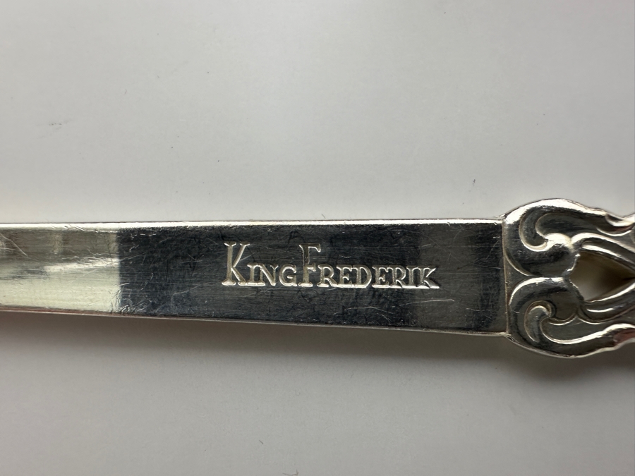 Just Added - 1847 Rogers Bros. Silverplate Flatware Set King Frederik Pattern [Photo 5]