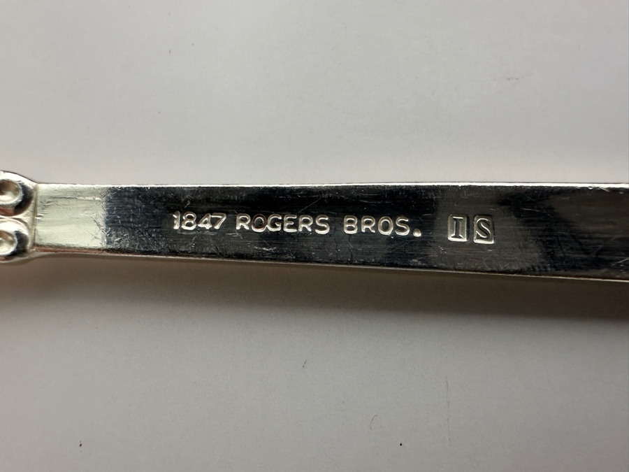 Just Added - 1847 Rogers Bros. Silverplate Flatware Set King Frederik Pattern [Photo 6]
