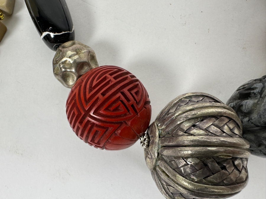 (3) Necklaces [Photo 3]