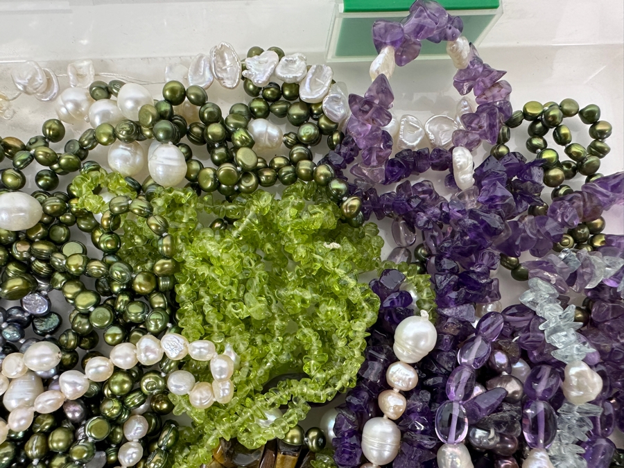 Large Collection Of Various Pearls And Various Stone Beads [Photo 4]