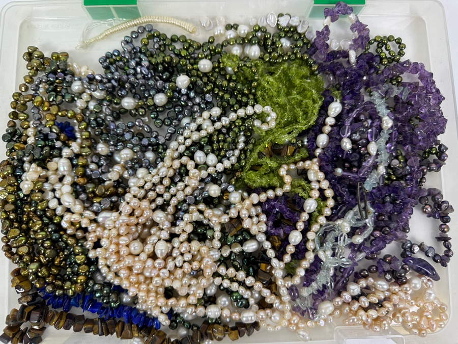 Large Collection Of Various Pearls And Various Stone Beads [Photo 1]