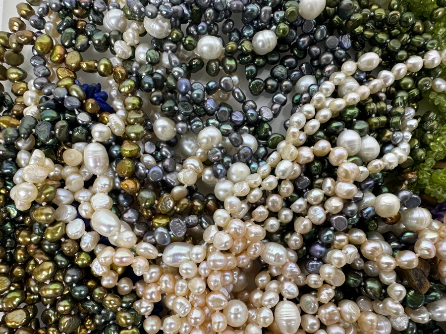 Large Collection Of Various Pearls And Various Stone Beads [Photo 3]