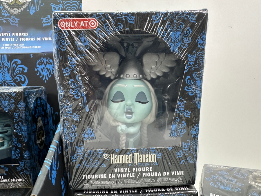 Disneyland 50th Anniversary Of The Haunted Mansion (7) Funko Vinyl Figures Plus Store Display 2019 [Photo 11]