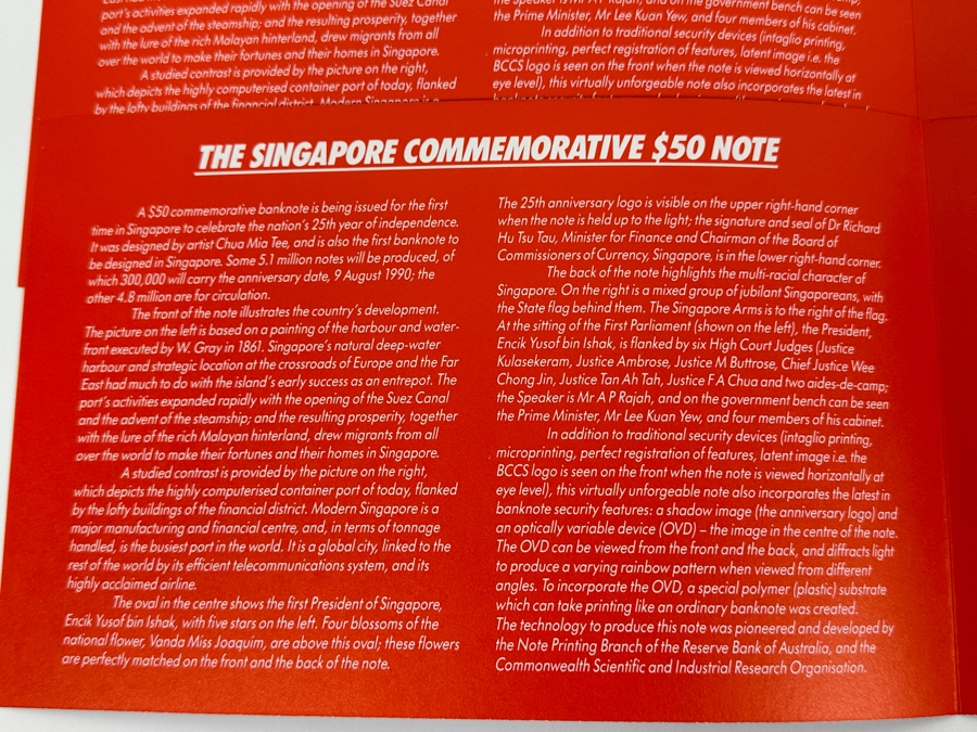 Pair Of Mint Uncirculated Singapore Commemorative $50 Notes Fifty Dollars First Issued In Singapore To Celebrate The Nation's 25th Year Of Independence Limited To 300,000 With 9 August 1990 Anniversary Date Featuring Hologram Of Yusof Bin Ishak [Photo 4]