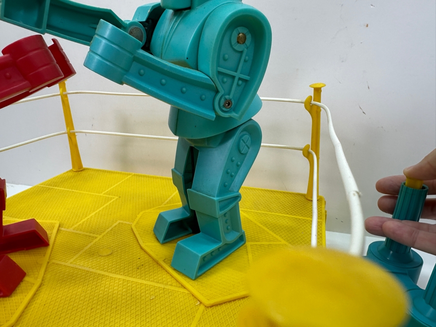 Vintage Rock 'Em Sock 'Em Robots Boxing Toy By Marx Working In Great Condition 20'W X 15'D X 12'H [Photo 9]