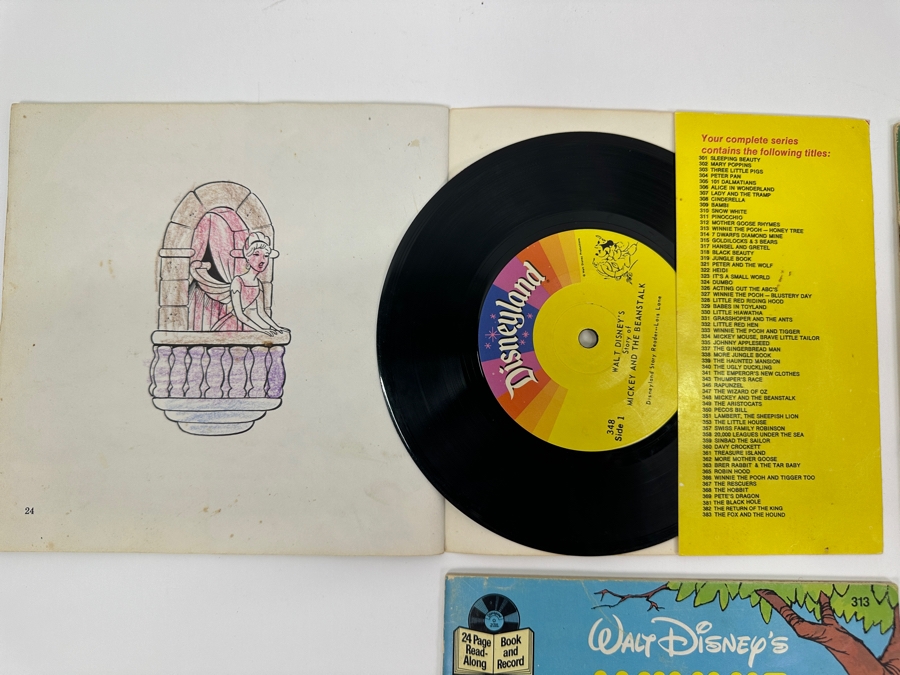 (4) Walt Disney's Disneyland Records And Books [Photo 9]