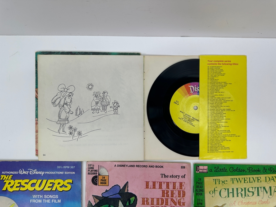 (5) Walt Disney's Disneyland Records And Books [Photo 10]