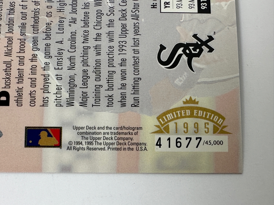 Limited Edition 1995 Upper Deck Oversized Michael Jordan Chicago White Sox Rookie MLB Baseball Card [Photo 3]