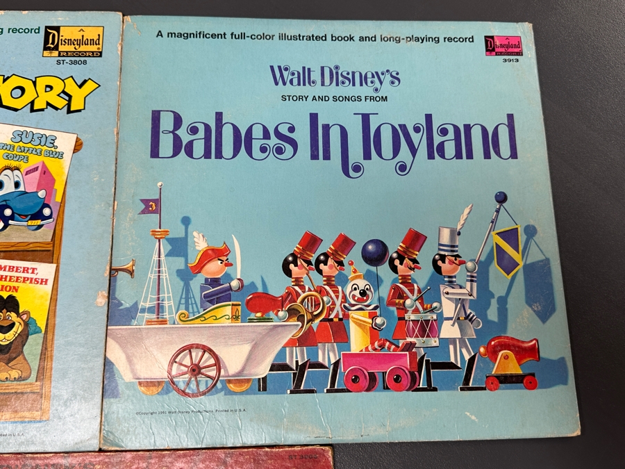(5) Vintage Walt Disney Vinyl Records [Photo 4]