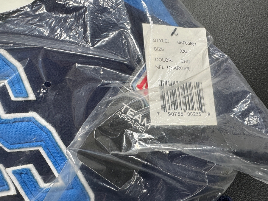 (4) New San Diego Chargers T-Shirts & Sweaters [Photo 4]
