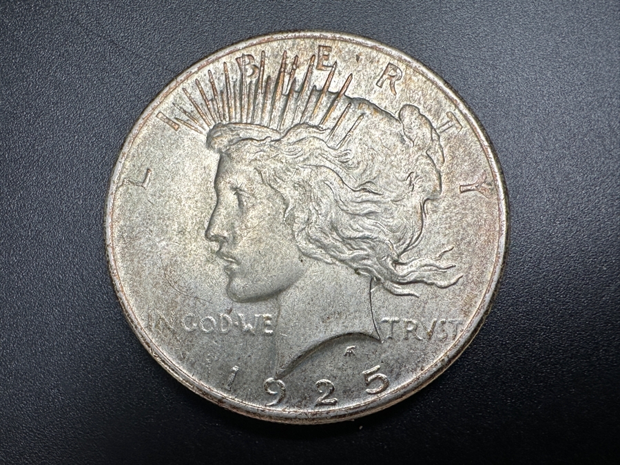 1925 U.S. Silver Peace Dollar [Photo 2]