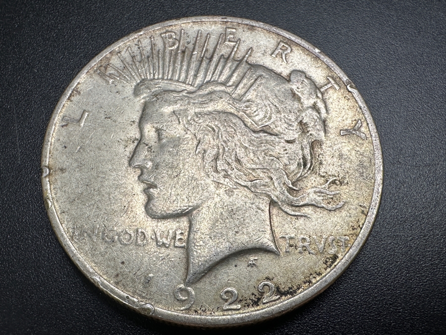 1922 U.S. Silver Peace Dollar [Photo 2]