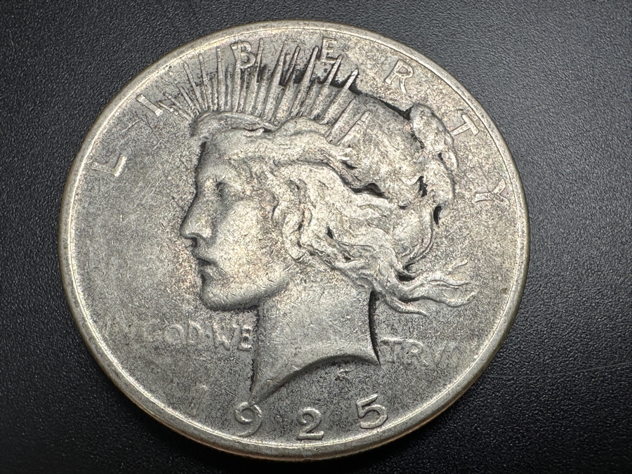 1925 U.S. Silver Peace Dollar [Photo 2]